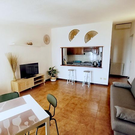 Casa Smile Apartment อาลัสซิโอ ภายนอก รูปภาพ