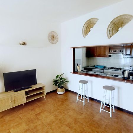 Casa Smile Apartment อาลัสซิโอ ภายนอก รูปภาพ